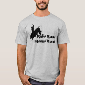 乗車の臭いBullの乗馬のロデオのカウボーイ Tシャツ