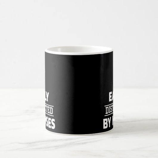 乗馬愛好家に気が散りやおもしろいすい コーヒーマグカップ (中央)