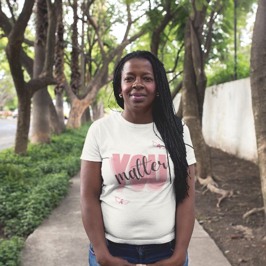 乳がんの贈り物に力を与えることは問題だ Tシャツ