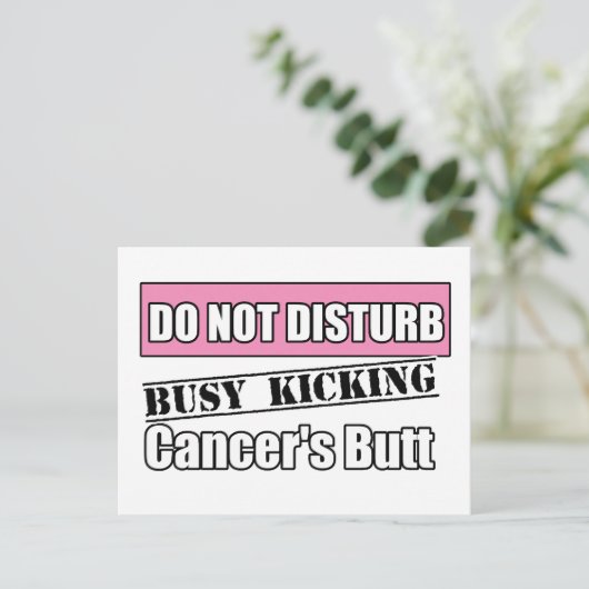 乳がんはキックのお尻を妨げない ポストカード (スタンド正面)