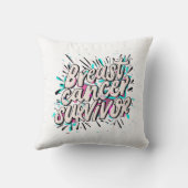 乳がんを克服した人の旅 クッション (裏面)