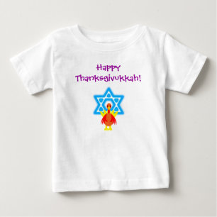 乳児のThanksgivukkahのおもしろいな七面鳥のTシャツ ベビーTシャツ