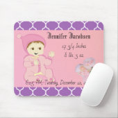 乳児ピンク色のベビーガールと花 マウスパッド (マウス)