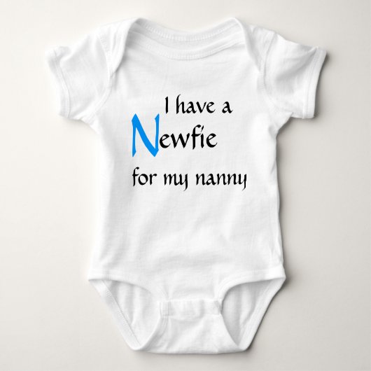 乳母のためのNewfie ベビーボディスーツ (正面)