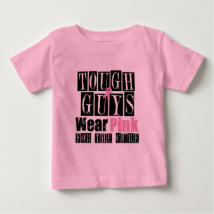 乳癌のタフガイはピンクを身に着けています ベビーTシャツ