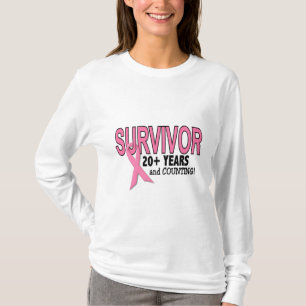 乳癌の生存者20+ 年及びカウント Tシャツ