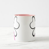 乳癌の蝶リボンのマグ ツートーンマグカップ (中央)