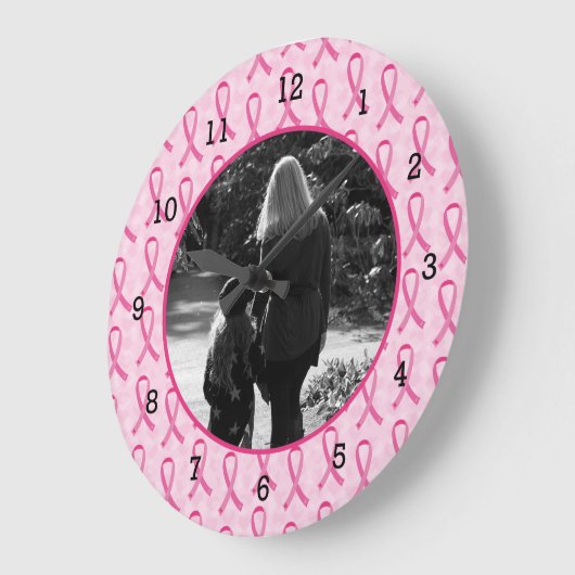乳癌の記念物を個人化して下さい ラージ壁時計 (傾斜)
