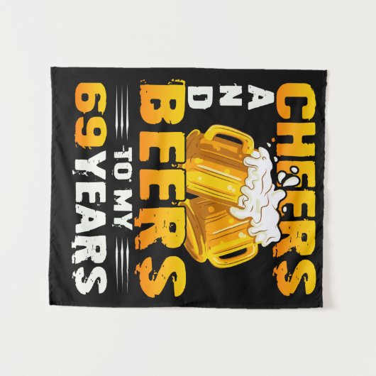 乾杯!ビールで祝う、僕の69歳の誕生日 タペストリー (正面(横))