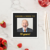 乾杯&ビール 70歳の誕生日フォト スタンダードカクテルナプキン (インサイチュ)