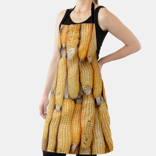 乾燥したトウモロコシを積み上げた。 エプロン (インサイチュ)