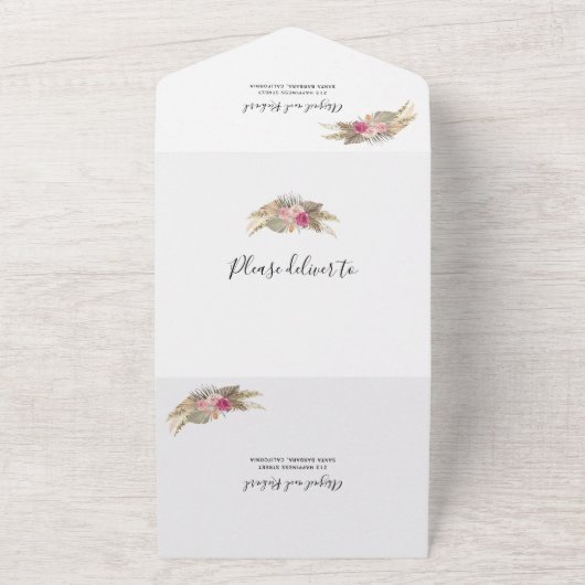 乾燥したパンパス草とヤシの葉のダスティーローズの結婚式 オールインワン招待状 (外側)