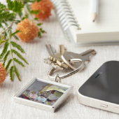 乾燥したブドウの準備、1890年 キーホルダー (側面)