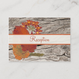 乾燥した秋の葉と花の封入カード エンクロージャーカード