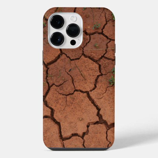 乾燥してひび割れた地面 iPhoneケース (裏面)