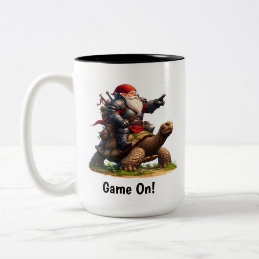 亀でポーズをとる格言の小さな戦士 ツートーンマグカップ (左)