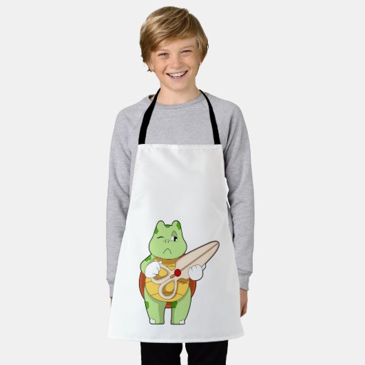 亀を鋏で美容師 エプロン (着用した状態)