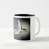 亀、レギング ツートーンマグカップ (正面右)