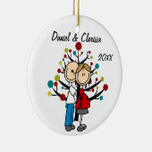 予期しているカップルのカスタムな休日のオーナメント セラミックオーナメント (右)