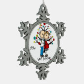 予期しているカップルの雪片のオーナメント スノーフレークピューターオーナメント (左)