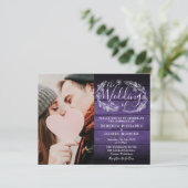 予算すべて1つの紫色の木の写真の結婚式の招待 (スタンド正面)