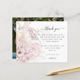 予算に優しいピンクの花柄の写真を使ったブライダルシャワーのお礼カード