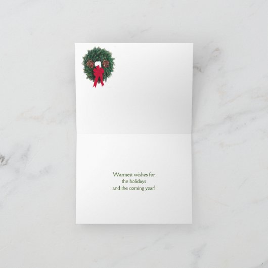 予算の家族の暖炉の木のギフトメリークリスマス カード (内部)