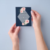 予算は日付を保存する – ピンクの白いバラ チラシ (手)