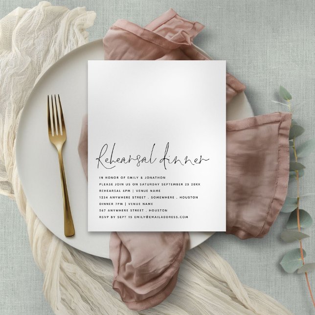 予算スクリプト白黒リハーサルディナー招待状 (Budget priced smaller 4.5 x 5.6" alternative)