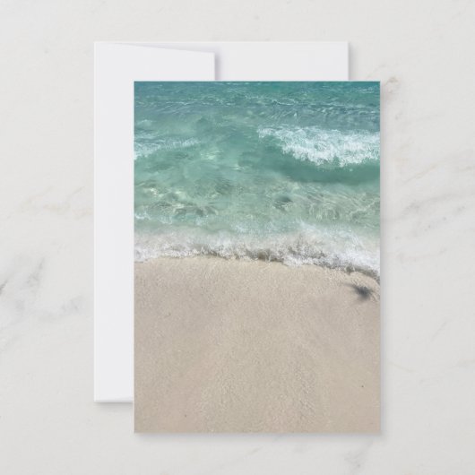 予算ビーチティール（緑がかった色）ターコイズサンディ結婚海 招待状 (裏面)