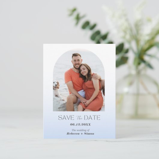 予算ビーチ写真ウェディング日付の保存 案内ポストカード (スタンド正面)