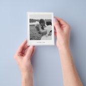 予算ミニマリストフォトスクエアサンキューカード チラシ (手)