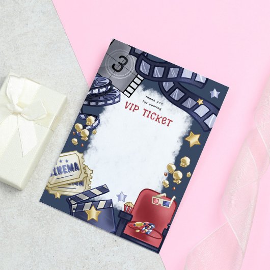 予算ムービーナイト子供の誕生日サンキューカード サンキューカード