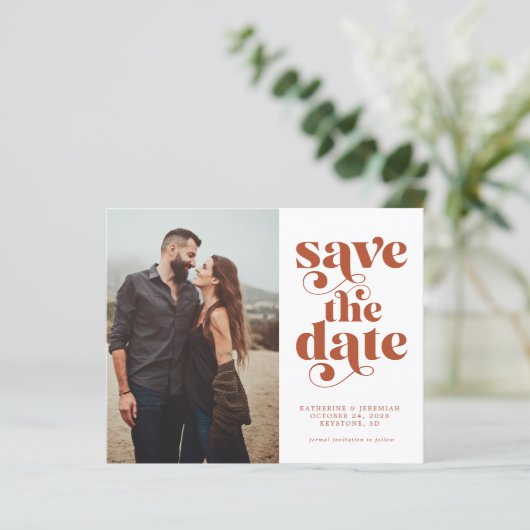 予算モダンタイポグラフィ写真の保存日付 (スタンド正面)