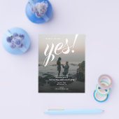 予算彼女が言ったYesモダン婚約パーティ チラシ (シングル)