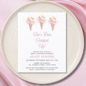 予算彼女はスクープされたブライダルシャワー招待状