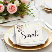 予算空白ののかわいらしバラと金ゴールド結婚の プレイスカード