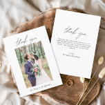 予算結婚の感謝フォトミニマリストチラシ チラシ<br><div class="desc">フロント結婚とバックに写真がある予算のサンキューカード。サンキューカードにはモダン、ミニマルなモダン結婚式日のお祝いの後に使用するエレガント、シンプルと使用する手で文字のキュラシンプルシックスクリプトのタイポグラフィが含まれている。</div>
