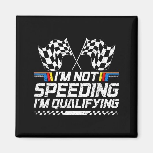 予選レースでスピードを出さないレーシングカー マグネット (正面)