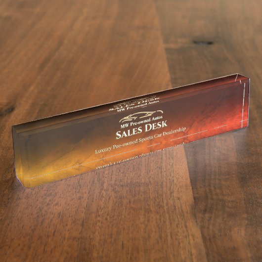 事前所有の自動車、高級金ゴールドスポーツカーのロゴ デスクネームプレート (側面)