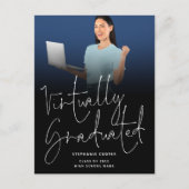 事実上の卒業写真2022卒業ブラック 案内ポストカード (正面)