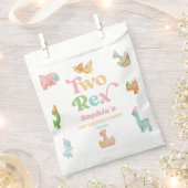 二つのレックス恐竜の二番目の誕生日パーティー フェイバーバッグ (クリップ留めされた状態)