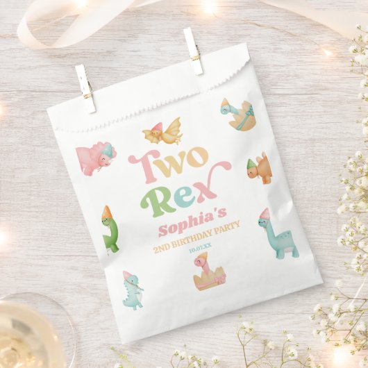 二つのレックス恐竜の二番目の誕生日パーティー フェイバーバッグ (クリップ留めされた状態)