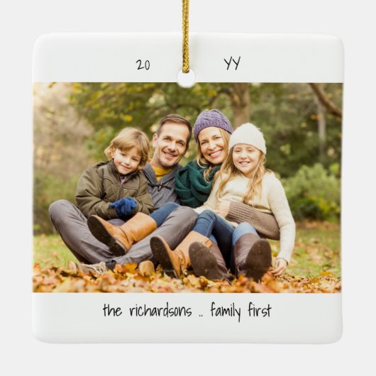 二つの写真の幸せとは…家族かわいいミニマリスト セラミックオーナメント (裏面)