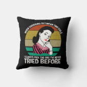 二つの害悪の中から選択するとき クッション (裏面)