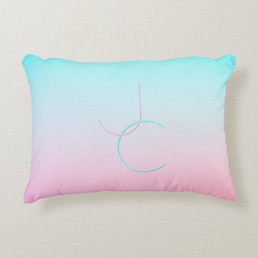 二モダン重なるイニシャル |ターコイズピンク アクセントクッション (正面)