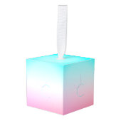 二モダン重なるイニシャル |ターコイズピンク キューブオーナメント (正面アングル)