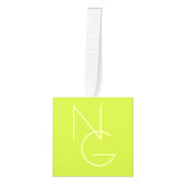 二モダン重なるイニシャル |ライムグリーン キューブオーナメント (正面)