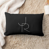 二モダン重なるイニシャル |黒の白 ランバークッション (ブランケット)