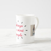 二人の写真ラブアットファーストスマイルバレンタイン ボーンチャイナマグカップ (正面右)